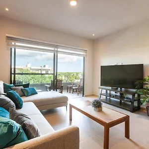 https://modern-condo10minbeachwifi-200mb2-gym6-pools.allrivieramayahotels.com